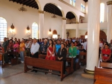 Feligreses asistieron masivamente a la masa en honor a San Antonio de Padua.