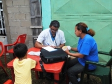 Asistencia médica de la Misión Barrio Adentro.