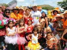 Los más pequeños disfrutaron junto al alcalde Gustavo Muñiz