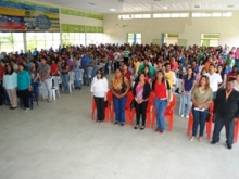 Población estudiantil presentes en la firma del convenio 