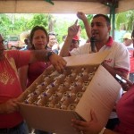 Fundación Yocoima entregó bombillos para el alumbrado de las calles