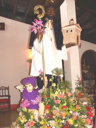 San Buenaventura recibió a sus devotos.