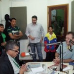 El presidente de Fosjiu asistió al programa radial con alumnos de la Orquesta y el director de la Orquesta  de los Puertos de Altagracia en el estado Zulia Eugenio Duarte