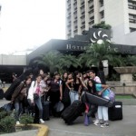 Integrantes de la Orquesta de Upata saliendo de la ciudad de Caracas