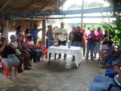 Arsenio González sostuvo encuentro con beneficiados del sector rural
