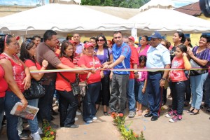 El alcalde Muñiz y el poder popular inauguraron la primera casa modelo del TIH 